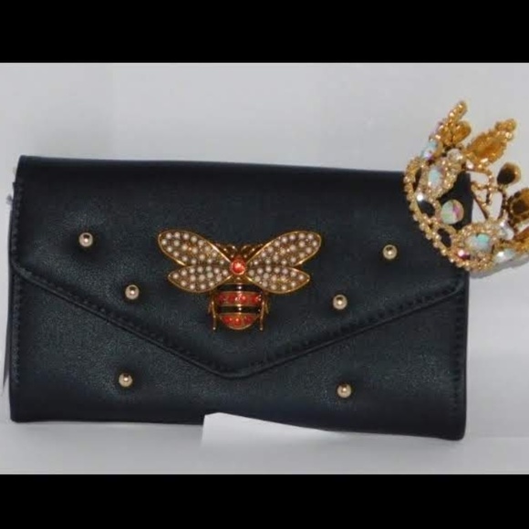 Beehive Clutch Purse - Picture 2 of 3